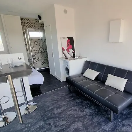 Cyrene Port Nature 5 아그