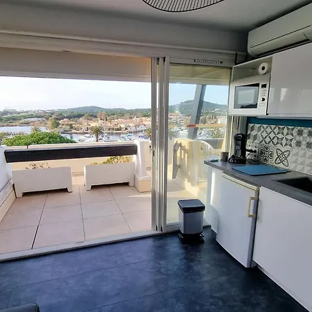 Apartment Cyrene Port Nature 5