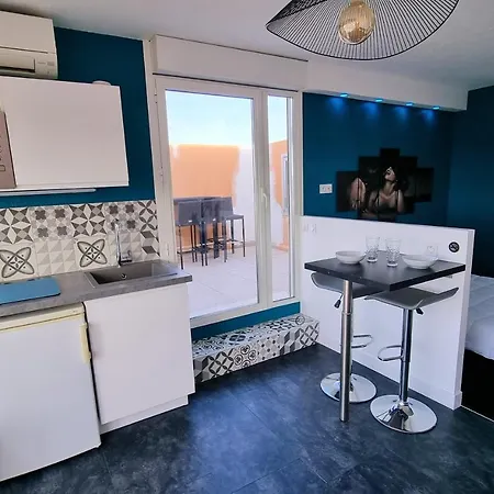 Cyrene Port Nature 5 Apartment