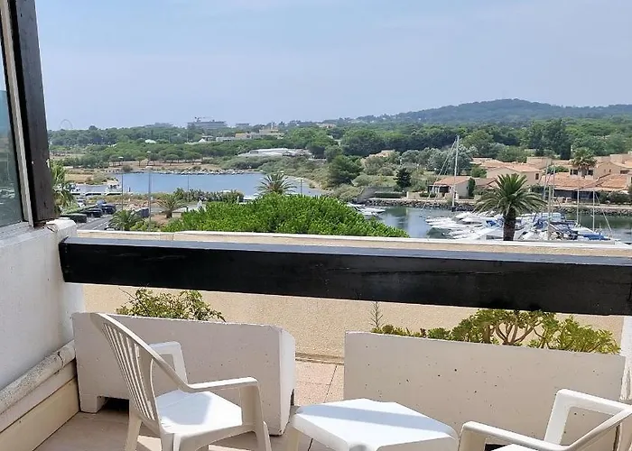 Cyrene Port Nature 5 아파트 *