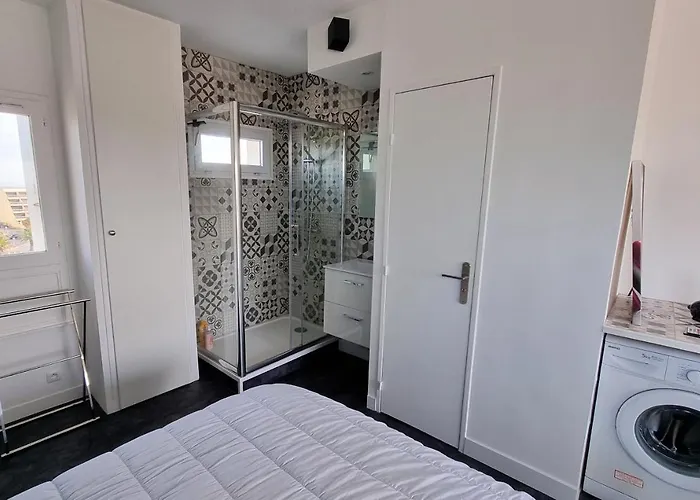 Cyrene Port Nature 5