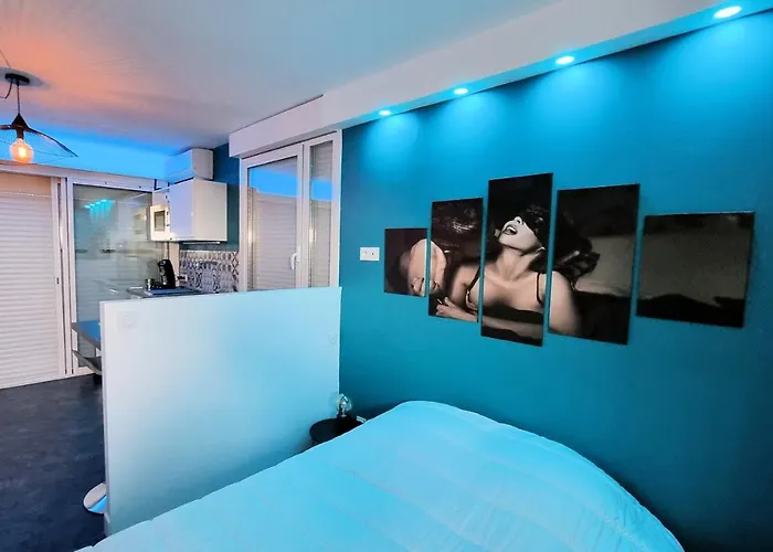 Cyrene Port Nature 5